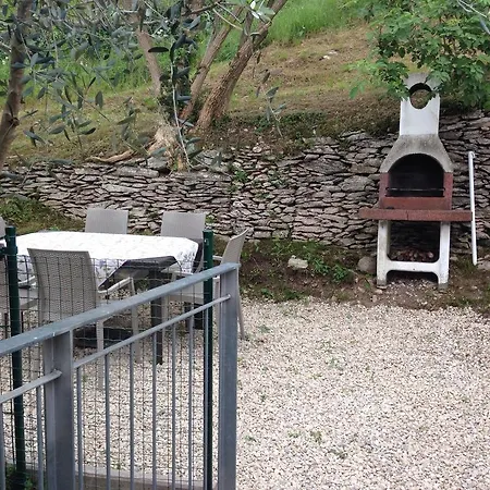 Fiordolivo Apartment *